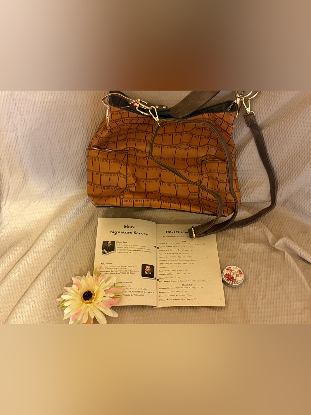 Jen & Co Brown Croc Embossed Hobo Shoulder Bag Tassel Pockets Vegan Leather